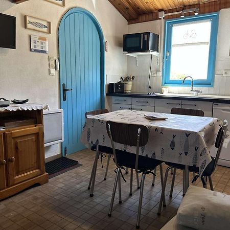 Studio Mezzanine A 200M Du Port Et De La Plage, Cour Privative, Parfait Pour 3 Personnes - Fr-1-224B-564 누아르무티에 앙 릴 외부 사진