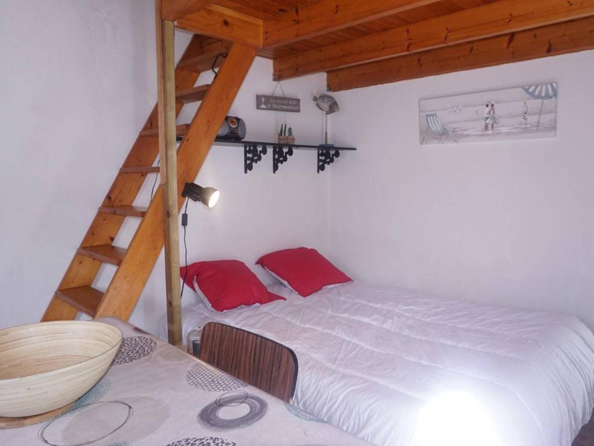 Studio Mezzanine A 200M Du Port Et De La Plage, Cour Privative, Parfait Pour 3 Personnes - Fr-1-224B-564 누아르무티에 앙 릴 외부 사진