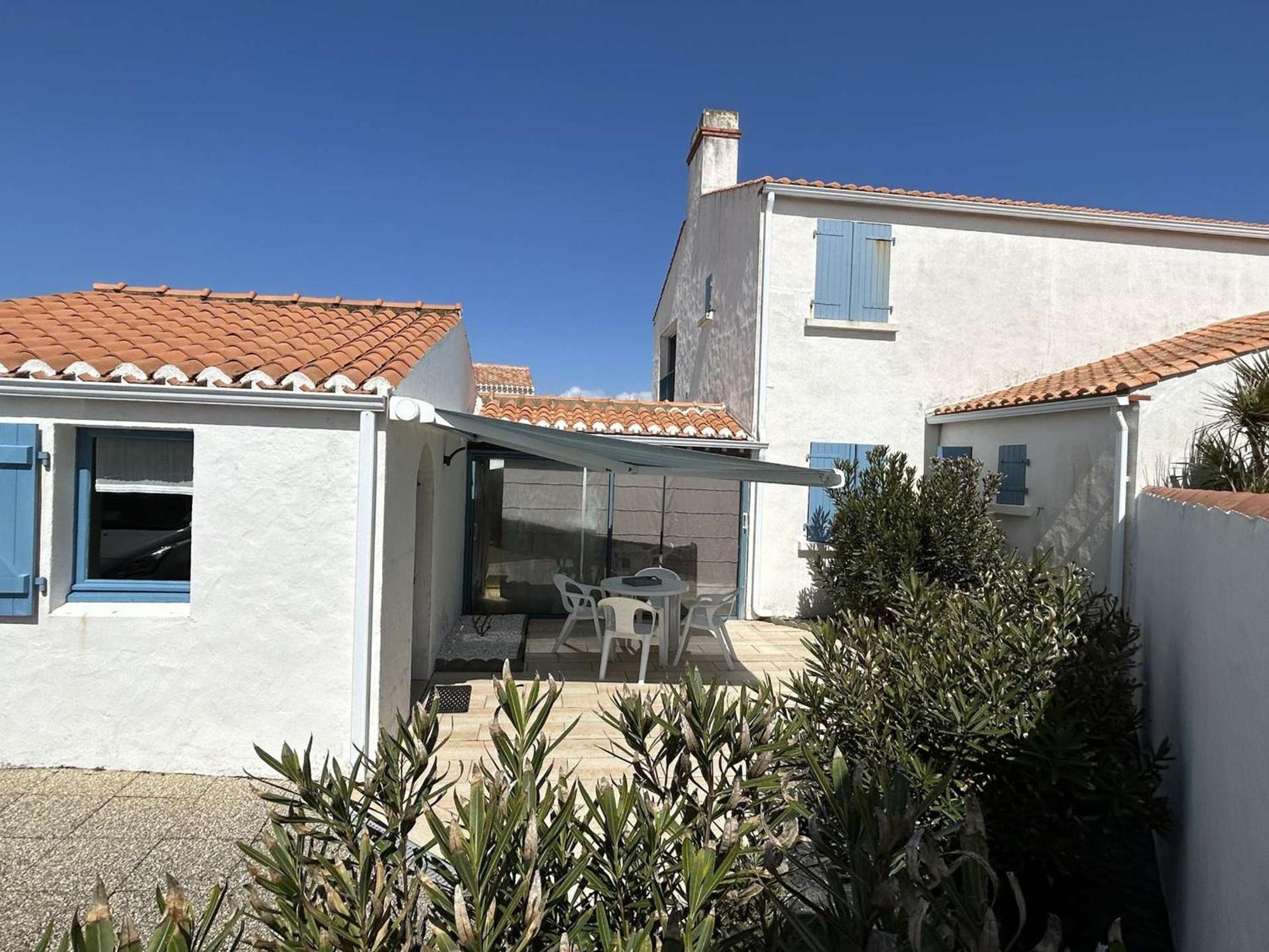 Studio Mezzanine A 200M Du Port Et De La Plage, Cour Privative, Parfait Pour 3 Personnes - Fr-1-224B-564 누아르무티에 앙 릴 외부 사진